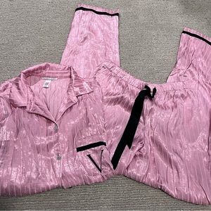 Victoria’s Secret Signature Pink & Black Small Pajama Set